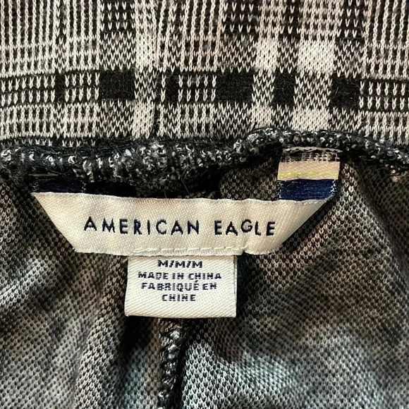American eagle black and white plaid high waist shorts size medium - Picture 5 of 8